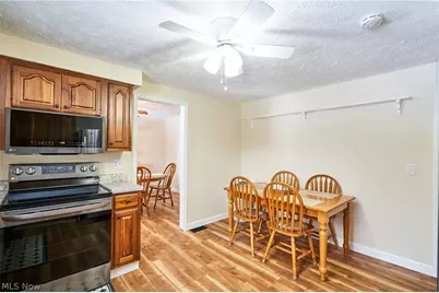 300 Manhattan Parkway, Painesville, OH 44077 - Photo 11