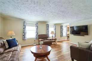 300 Manhattan Pkwy, Painesville, OH 44077 - Photo 7