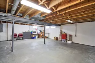 300 Manhattan Pkwy, Painesville, OH 44077 - Photo 23