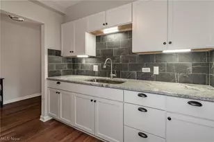 13800 Fairhill Rd, Loveland, OH 44120 - Photo 11