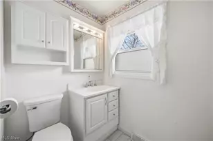 5365 Oakcrest Ave, Austintown, OH 44515 - Photo 17