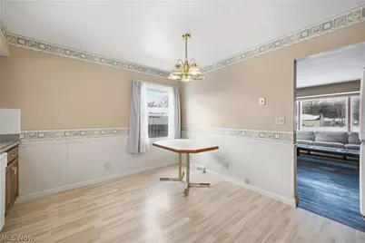 5365 Oakcrest Avenue, Austintown, OH 44515 - Photo 9