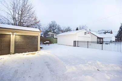 2297 Ogontz Avenue, Oakwood, OH 44107 - Photo 27