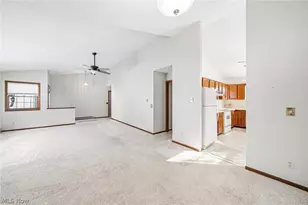 244 S Oval Dr, Chardon, OH 44024 - Photo 11