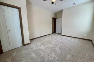118 E Russell Ave, West Lafayette, OH 43845 - Photo 15