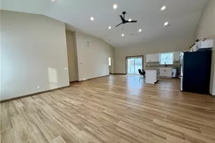 118 E Russell Ave, West Lafayette, OH 43845 - Photo 7