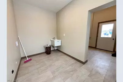 118 E Russell Avenue, West Lafayette, OH 43845 - Photo 19