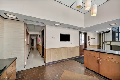 1616 W Main Street, Louisville, OH 44641 - Photo 21