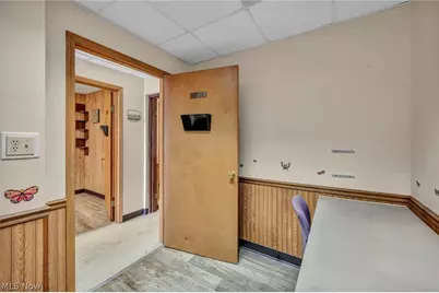 1616 W Main Street, Louisville, OH 44641 - Photo 37