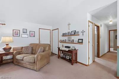 3867 Melv Street, Barberton, OH 44203 - Photo 11