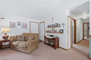 3867 Melv St, Barberton, OH 44203 - Photo 11