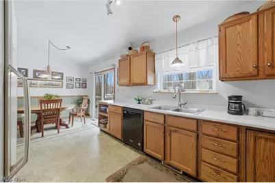 3867 Melv Street, Barberton, OH 44203 - Photo 19