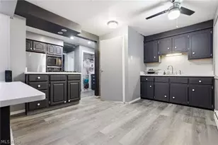 1934 Beverly Hills Dr, Euclid, OH 44117 - Photo 9