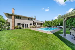 26332 Annesley Rd, Beachwood, OH 44122 - Photo 3