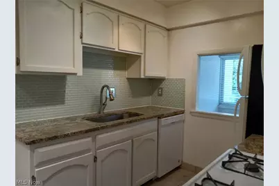 12900 Lake Avenue #118, Oakwood, OH 44107 - Photo 7