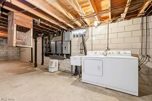 1310 Overlook Dr, Alliance, OH 44601 - Photo 25