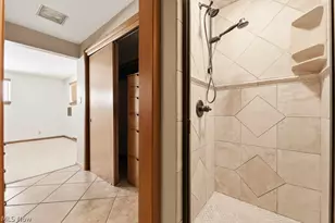 1310 Overlook Dr, Alliance, OH 44601 - Photo 13