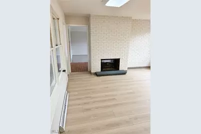 1417 Sunny Drive, Girard, OH 44420 - Photo 3