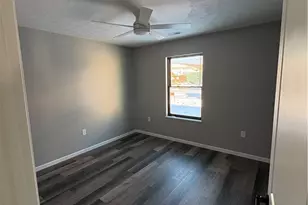 612 Logan St, Steubenville, OH 43952 - Photo 17