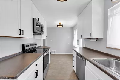 1910 9th Street, Cuyahoga Falls, OH 44221 - Photo 7