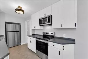 1910 9th St, Cuyahoga Falls, OH 44221 - Photo 5