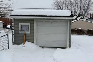 20890 Morris Ave, Euclid, OH 44123 - Photo 3