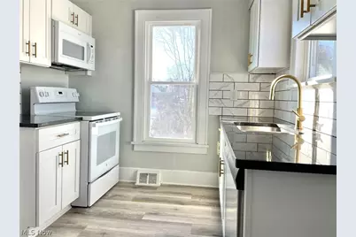 636 Buena Vista Boulevard, Steubenville, OH 43952 - Photo 7