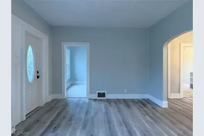 636 Buena Vista Boulevard, Steubenville, OH 43952 - Photo 11