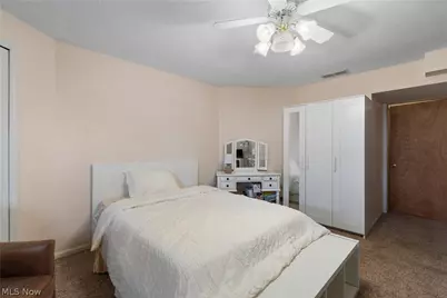 3753 Lake Run Boulevard, Stow, OH 44224 - Photo 23