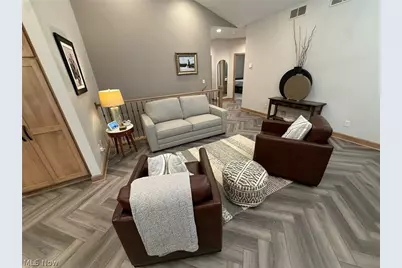 1196 Pinebluff Drive NE, New Philadelphia, OH 44663 - Photo 3