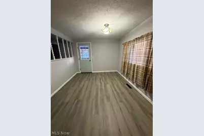 2200 13th Avenue, Vienna, WV 26105 - Photo 5