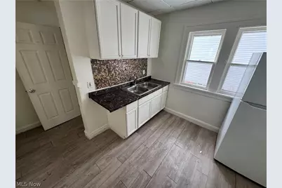 26931 Shoreview Avenue, Euclid, OH 44132 - Photo 13