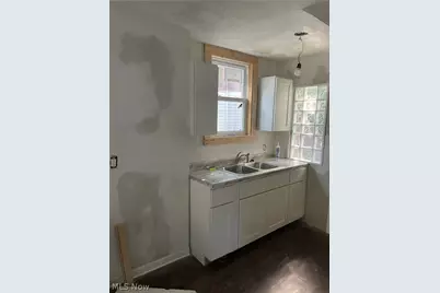 16624 Endora Road, Loveland, OH 44112 - Photo 7