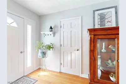 154 Tera Manor, Wintersville, OH 43953 - Photo 3