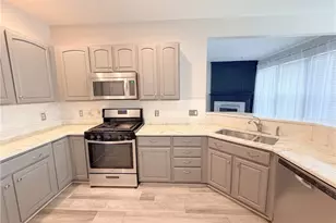 908 Kendal Dr, Grandview Heights, OH 44147 - Photo 9