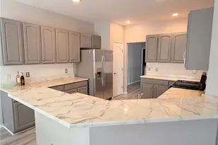 908 Kendal Dr, Grandview Heights, OH 44147 - Photo 7