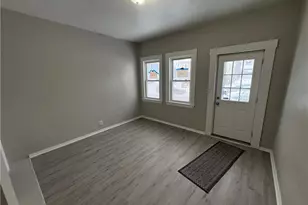 1924 E 123rd St, Loveland, OH 44106 - Photo 3