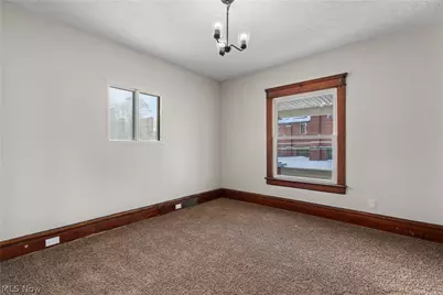 301 E Voris Street, Akron, OH 44311 - Photo 9