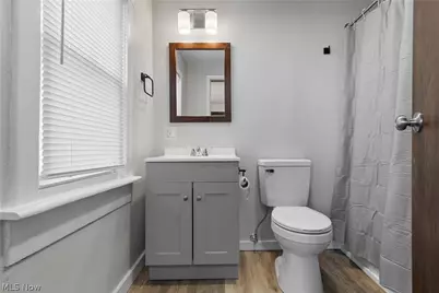 301 E Voris Street, Akron, OH 44311 - Photo 15