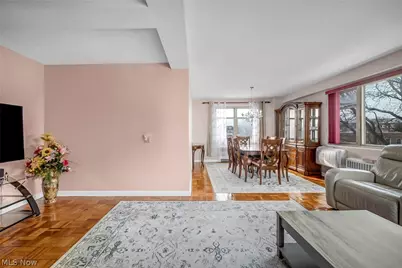 11820 Edgewater Drive #403, Oakwood, OH 44107 - Photo 9