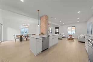 1422 W 77th St, Loveland, OH 44102 - Photo 13