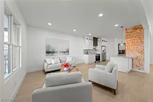 1422 W 77th St, Loveland, OH 44102 - Photo 9