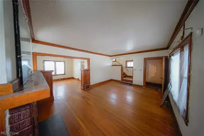 1347 Hampton Road, East Cleveland, OH 44112 - Photo 3