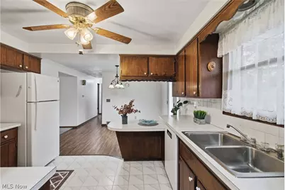 535 W Schultz Avenue, Dalton, OH 44618 - Photo 11