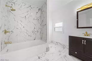 2296 E 97th St, Loveland, OH 44106 - Photo 37