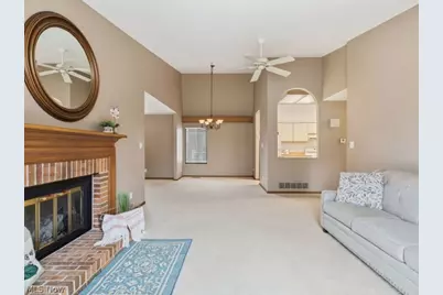 4557 Saint James Circle NW, Canton, OH 44708 - Photo 3