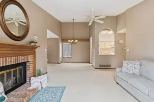 4557 Saint James Circle NW, Canton, OH 44708 - Photo 3