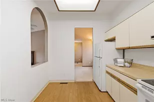 4557 Saint James Circle NW, Canton, OH 44708 - Photo 7