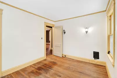 1798 Middlehurst Road, Cleveland Heights, OH 44118 - Photo 29