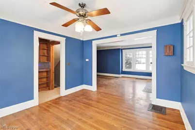 1798 Middlehurst Road, Cleveland Heights, OH 44118 - Photo 11